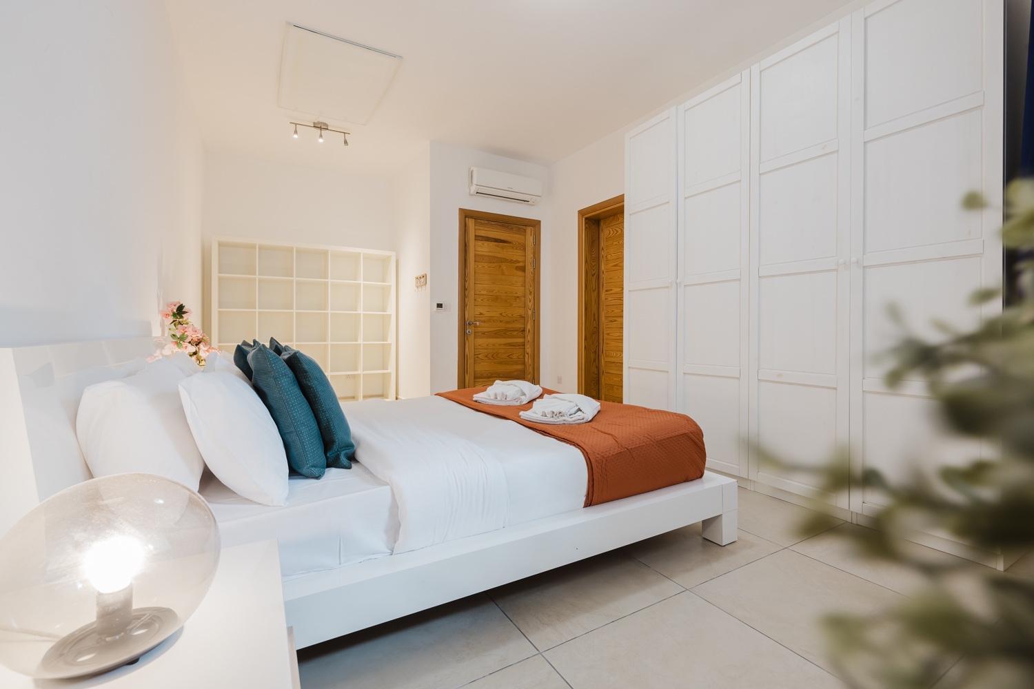 102 Seafront 3bed With Pool By Homely Apartment *