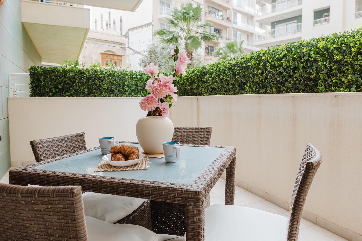102 Seafront 3bed With Pool By Homely Apartment