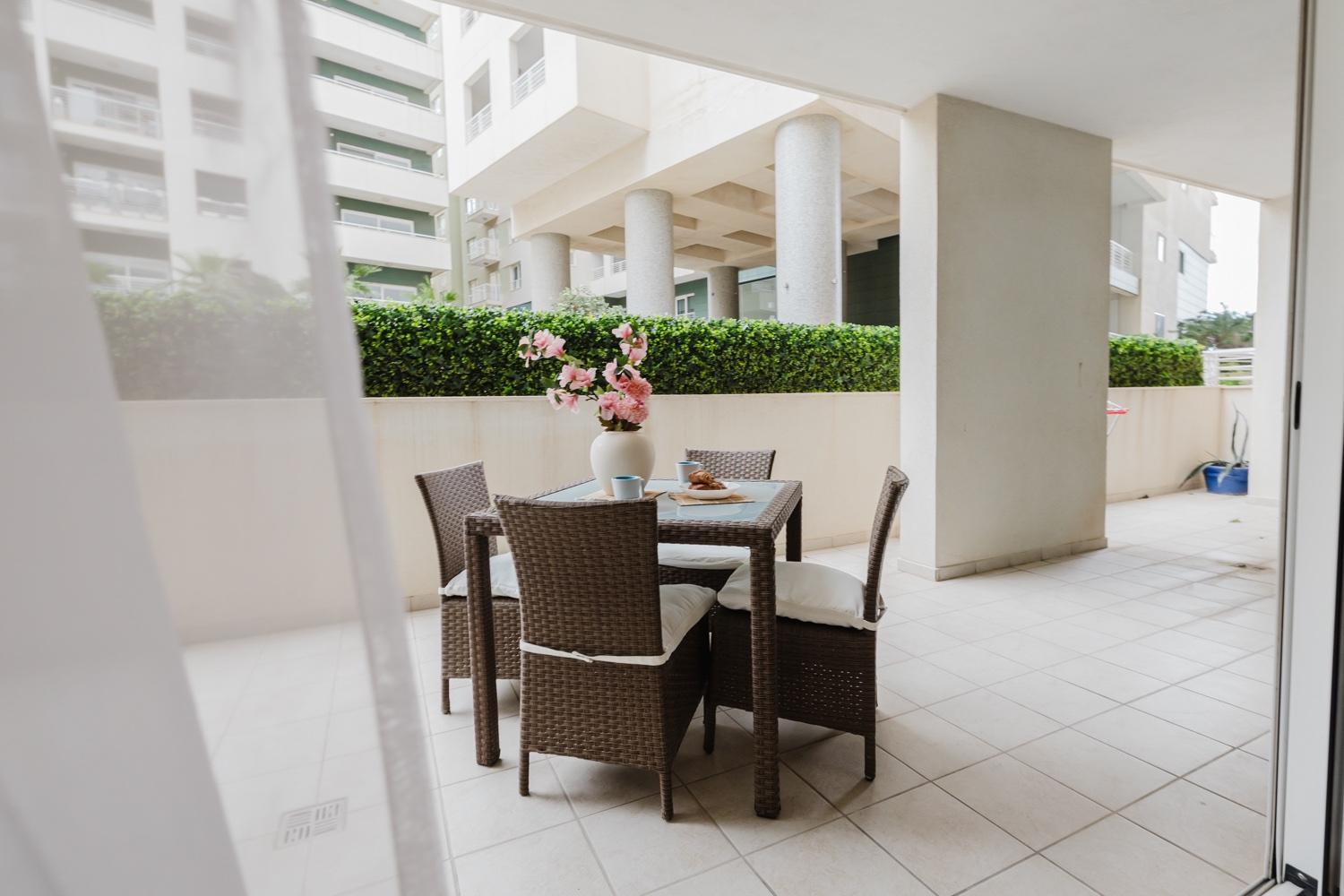 102 Seafront 3bed With Pool By Homely Apartment