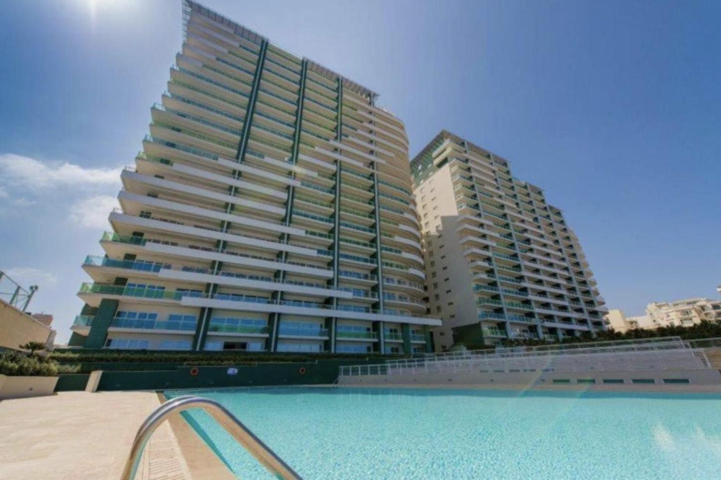 102 Seafront 3bed With Pool By Homely Sliema